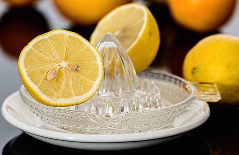 La cura del limone, tutta la salute in una spremuta
