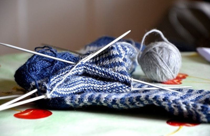 Knitting to regain well-being