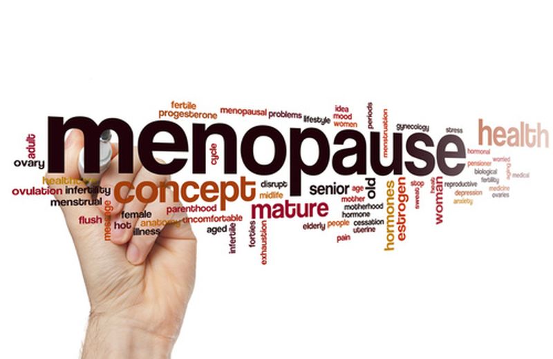 Oli essenziali per i disagi della menopausa
