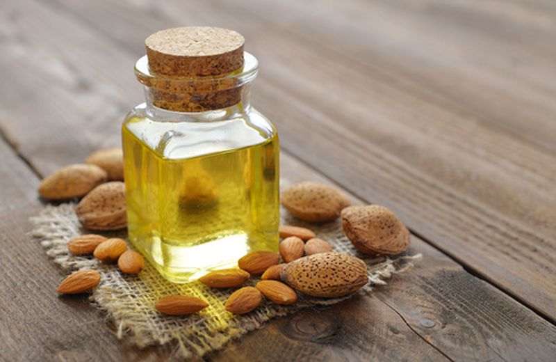Sweet almond oil for the intestines